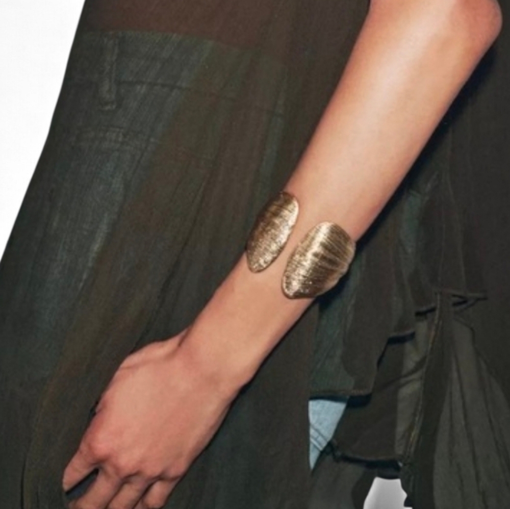 ZARA Rigid Bracelet - Picture 6 of 16